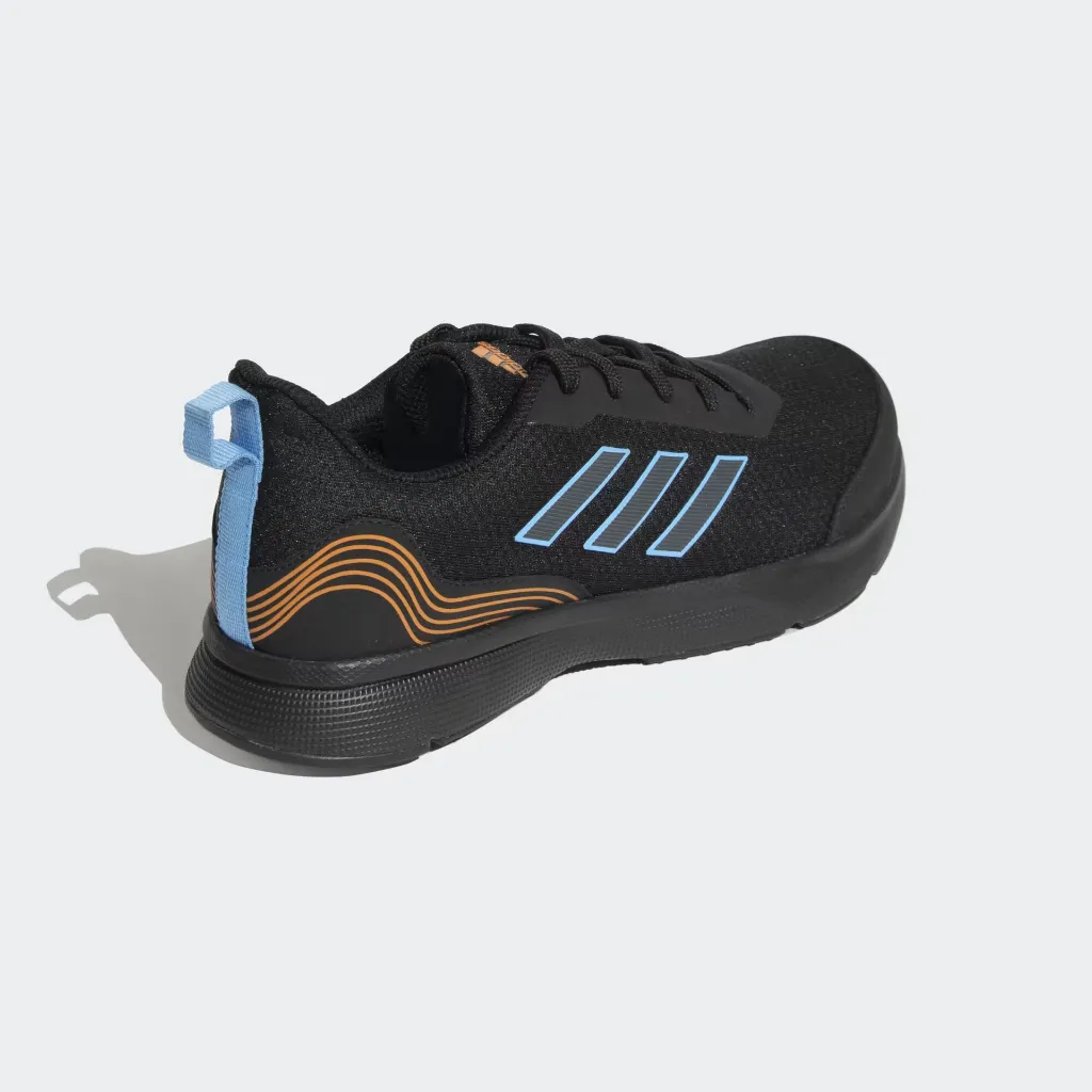 RUNMAGICA_SHOES_Black_GB2436_05_standard_converted.webp
