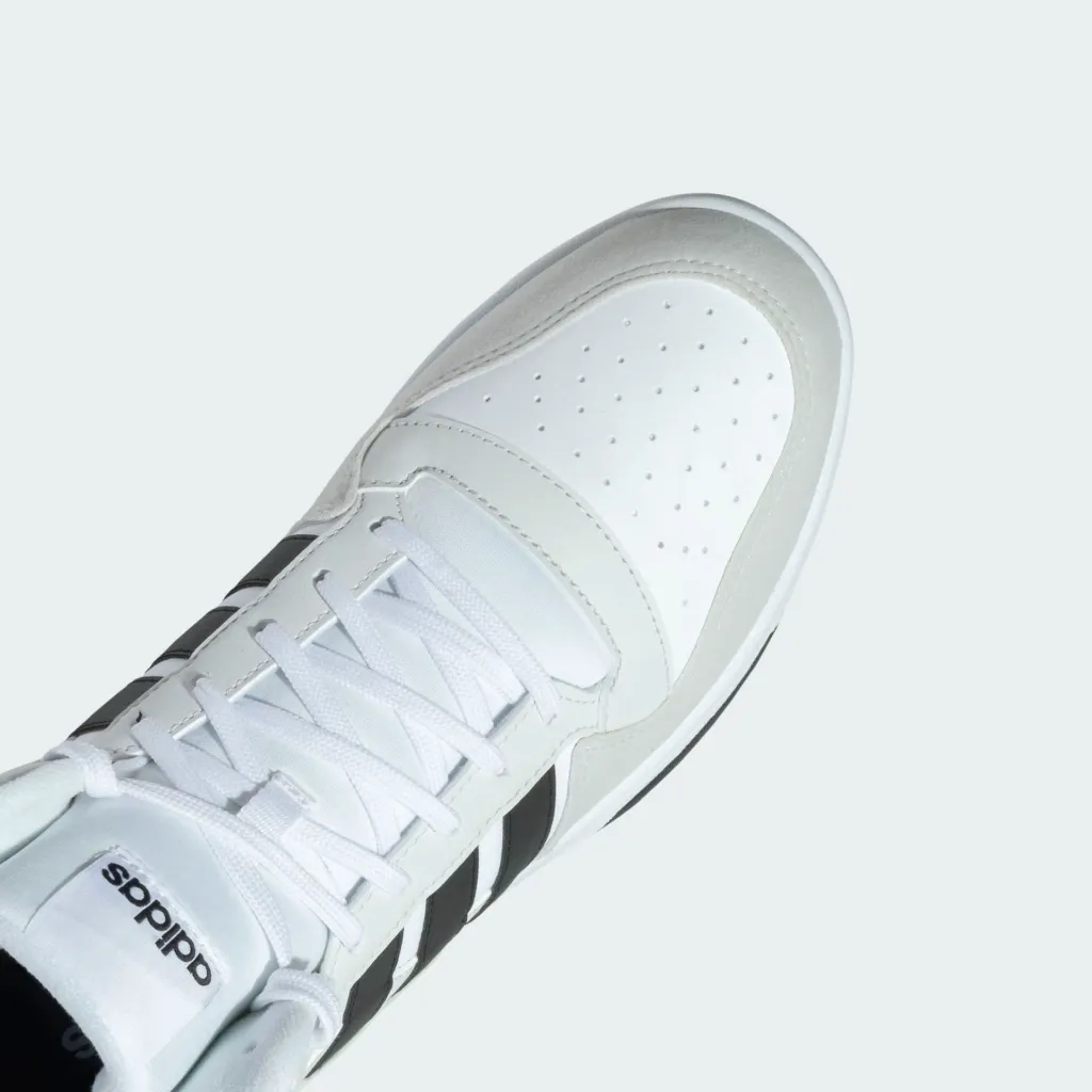 Revolushn_AT_13_Shoes_White_JK8248_41_detail.webp