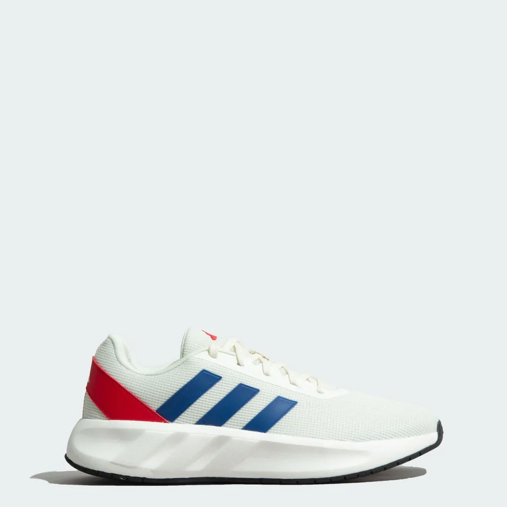 Vacfast_2_Shoes_White_KI8961_01_00_standard.webp