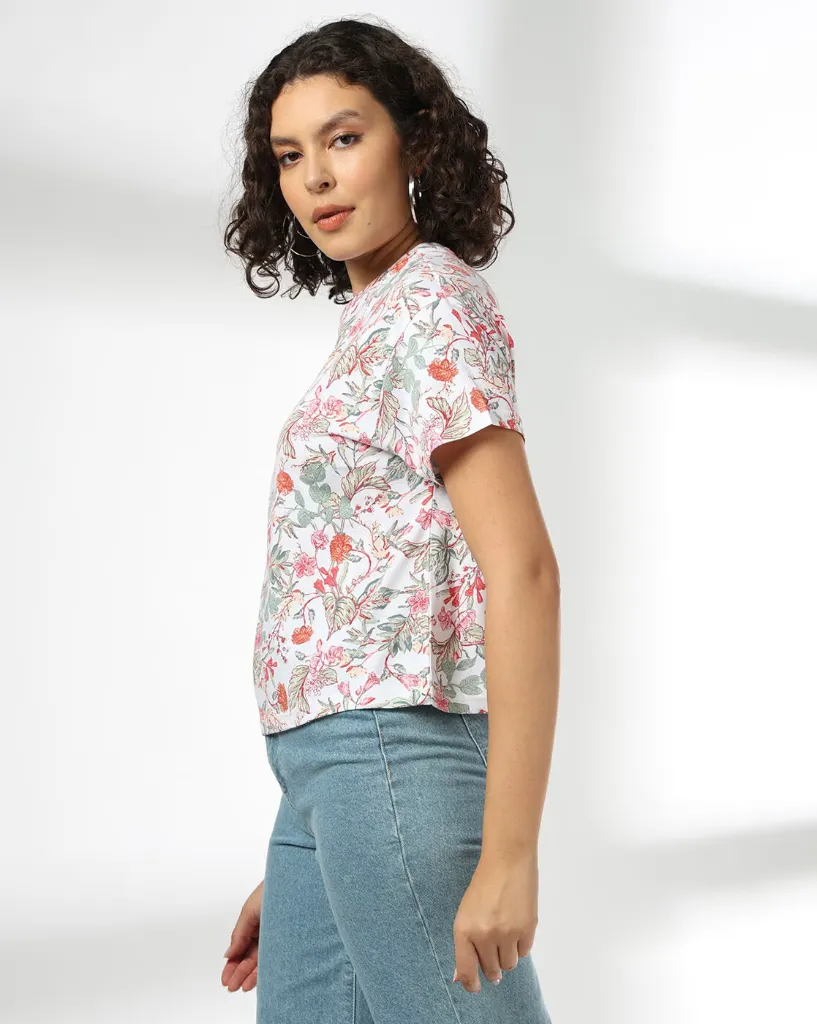 -1117Wx1400H-443065091-multi-MODEL2_converted.webp