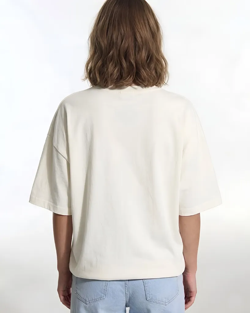 -1117Wx1400H-703708176-white-MODEL3.webp