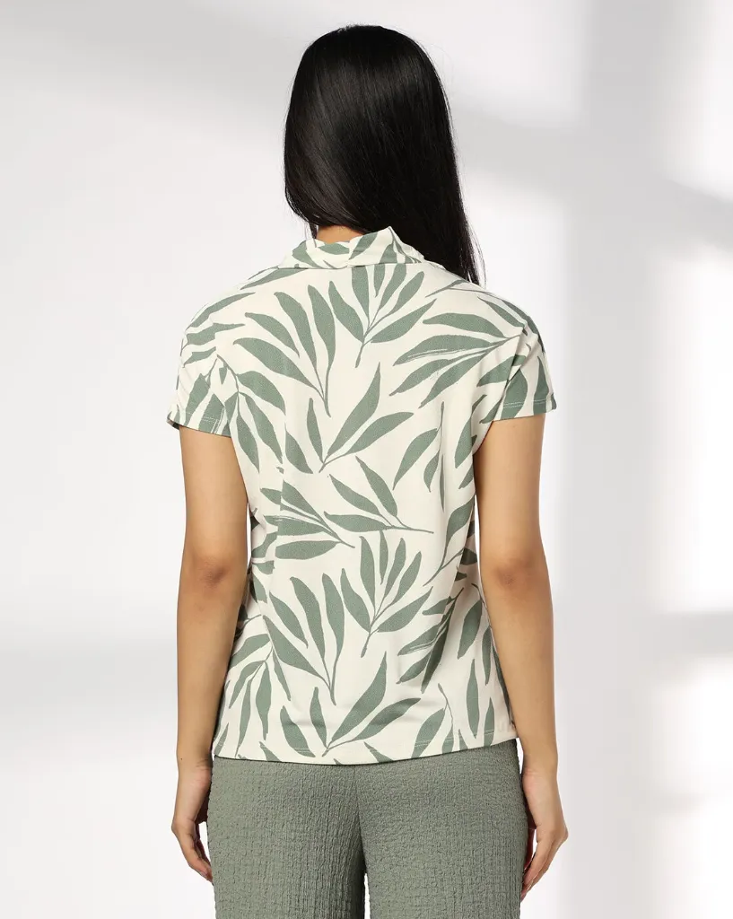 -1117Wx1400H-443124714-green-MODEL3.webp