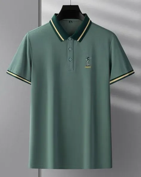 -473Wx593H-702636696-green-MODEL.webp